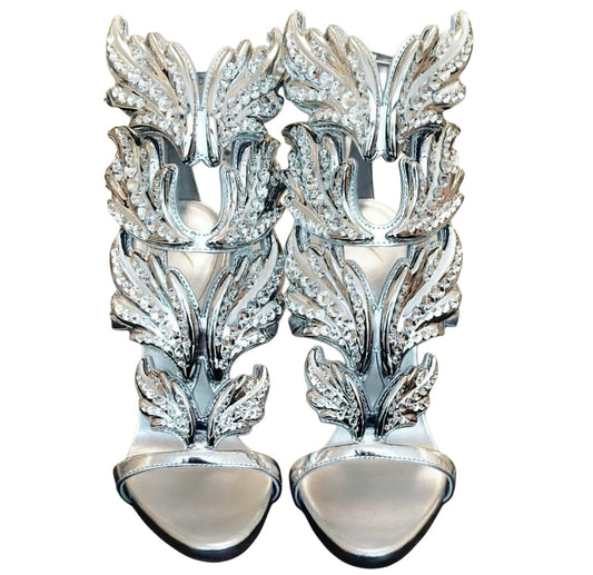 Giuseppe Wing Heels