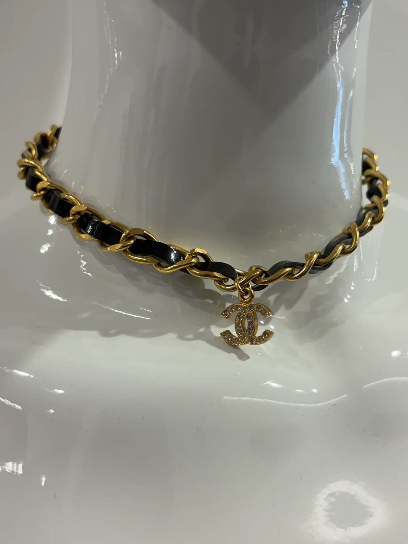 1995 CHANEL CHOKER